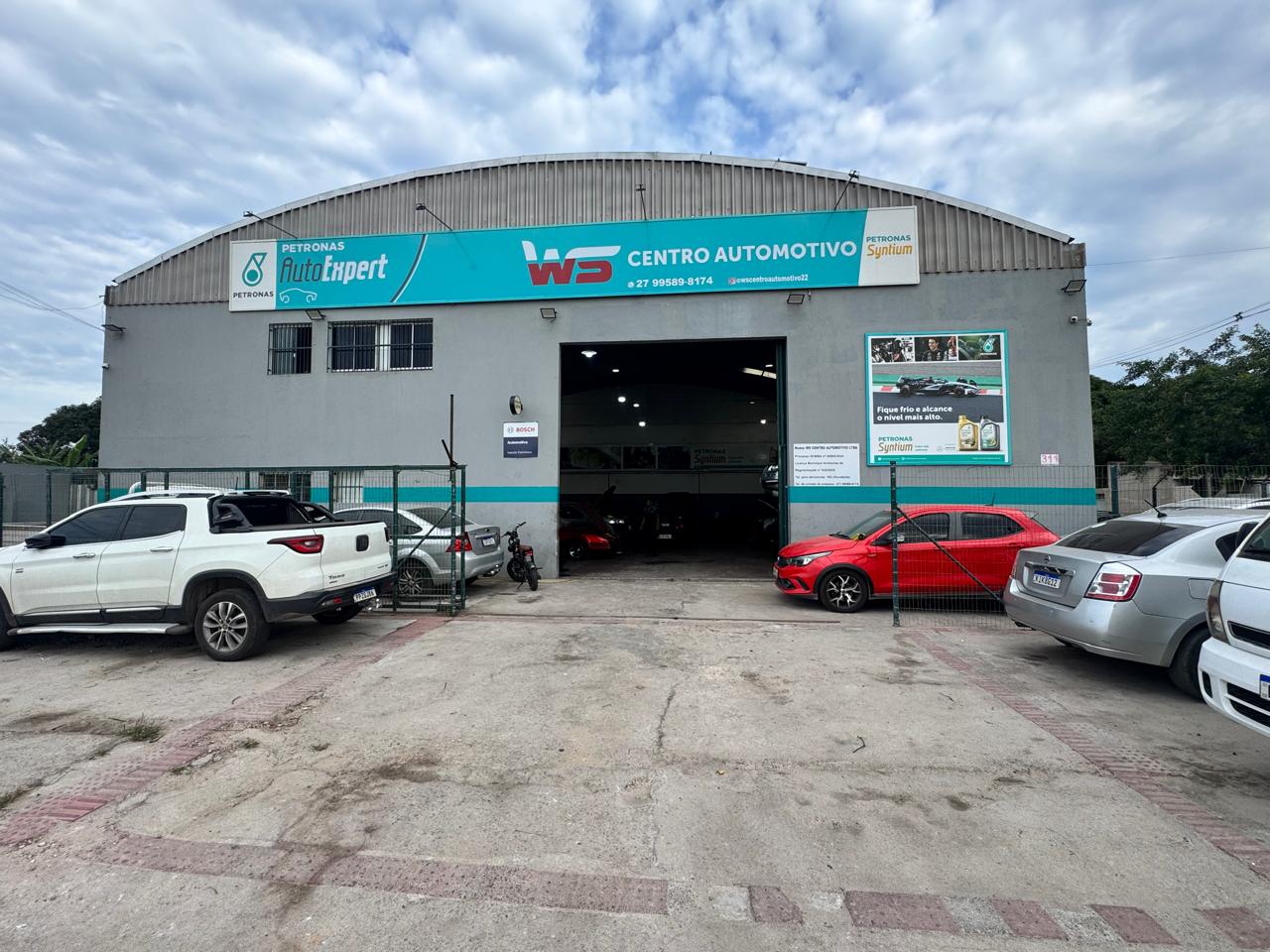Fachada da WS Centro Automotivo em Vila Velha